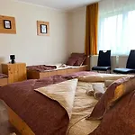 Négy évszak Apartahotel