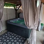 Négy évszak Apartahotel