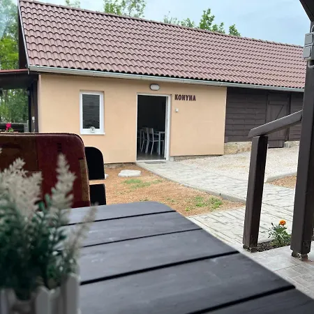 Apart Otel Negy Evszak Vendeghaz 3*