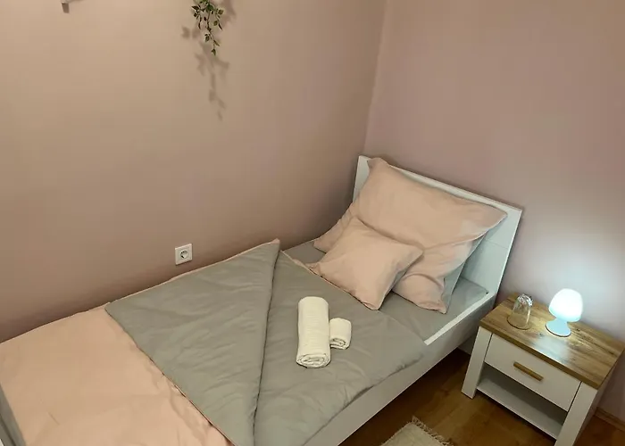 Negy Evszak Vendeghaz شقة فندقية 3*