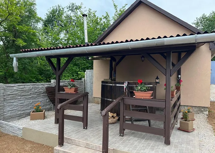 Negy Evszak Vendeghaz